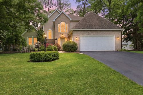224 Totem Trl, Irondequoit, NY, 14617-2473 | Card Image