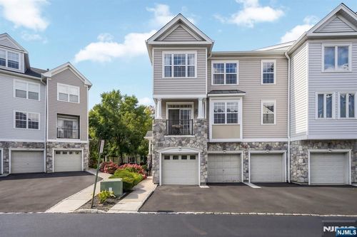 158 George Russell Way, Clifton, NJ, 07013-2677 | Card Image