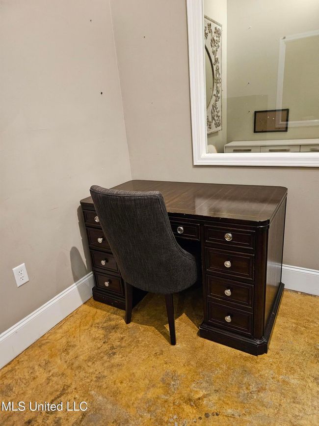 PR Office 2 v4 | Image 31