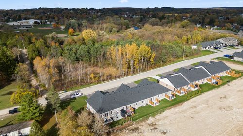 443 Park St W, West Grey, ON, N0G1R0 | Card Image