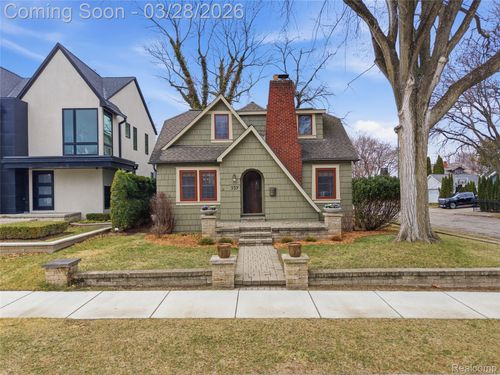 339 Wesley St, Rochester, MI, 48307-1867 | Card Image