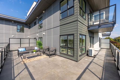 503-5398 207 St, Langley, BC, V3A2G1 | Card Image