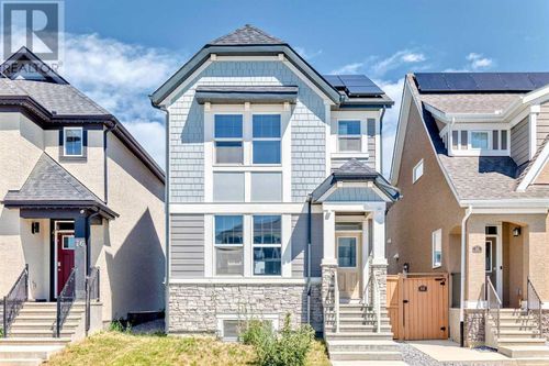 80 Magnolia Way Se, Calgary, AB, T3M2W7 | Card Image
