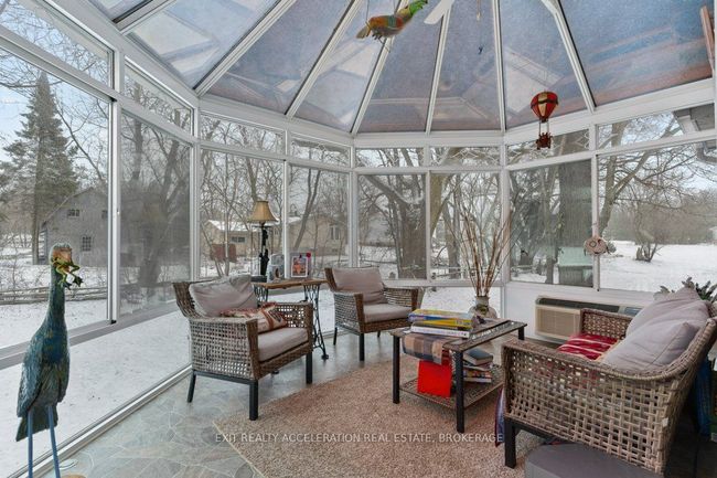 358 Academy St, House other with 3 bedrooms, 2 bathrooms and 4 parking in Newburgh ON | Image 16