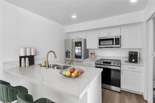 3531 Rainbow Ln, Highland, CA, 92346 | Card Image