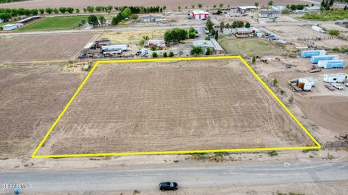 483 Gina Dr, Fabens, TX, 79838 | Card Image