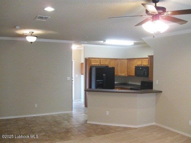 APT-6 - 2106 Main St, Condo with 2 bedrooms, 3 bathrooms and null parking in Lubbock TX | Image 4
