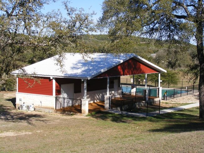 Poolside cabana | Image 12
