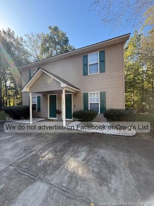 570 Crooked Creek Ct, Fayetteville, NC, 28301-3876 | Card Image
