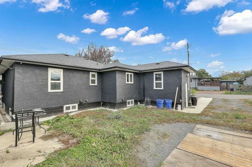 45870 Henley Ave, Chilliwack, BC, V2P3J9 | Card Image