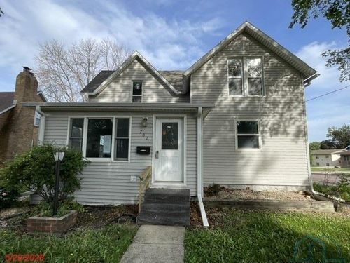 702 4th Ave, Sheldon, IA, 51201 | Card Image