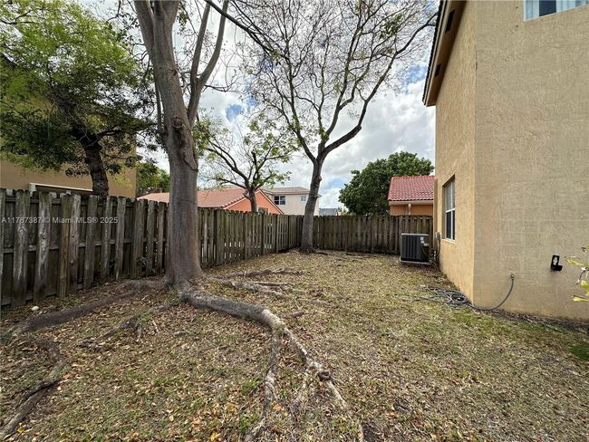 1930 Se 14 Th Ct, House other with 4 bedrooms, 2 bathrooms and null parking in Homestead FL | Image 7