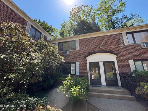 3538-216 Manor E, Red Bank, NJ, 07701-2451 | Card Image
