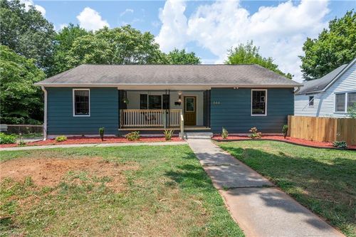 844 Holland St, Winston Salem, NC, 27101-5711 | Card Image