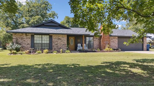 192 Prairie Dr, Pryor, OK, 74361-6704 | Card Image