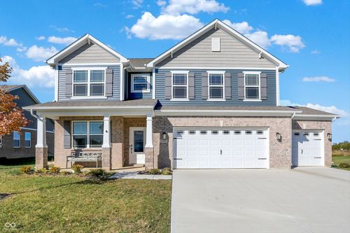 6390 Flag Stop Dr, Whitestown, IN, 46075-7526 | Card Image