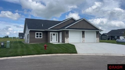 105 Gray Fox Path, Eagle Lake, MN, 56024 | Card Image