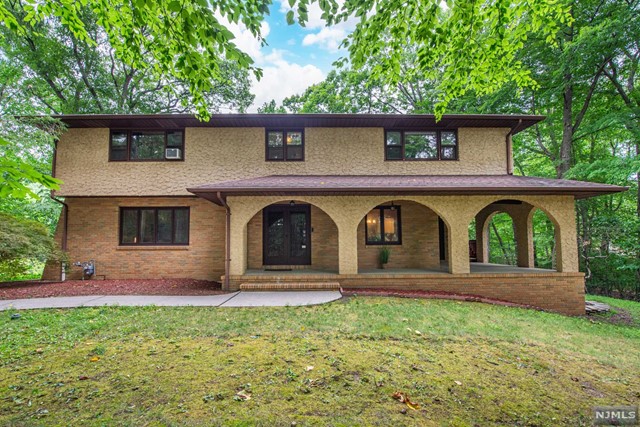 Marion Ave, Butler, NJ 07405