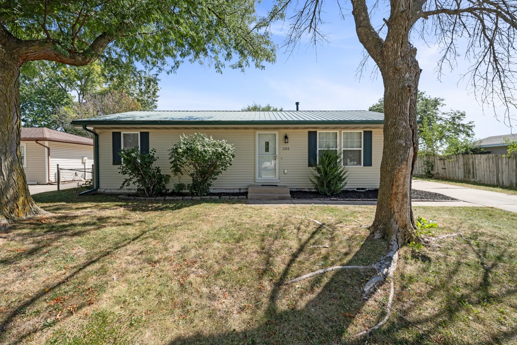 11th St, Bondurant, IA 50035