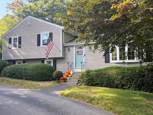202 Birch St, Pembroke, MA, 02359-3824 | Card Image