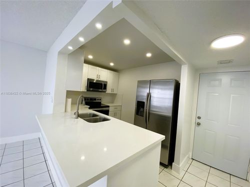 apt-115-5705 W 20th Ave, Hialeah, FL, 33012-7536 | Card Image