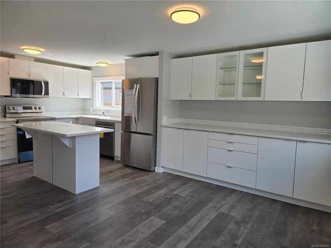833 William St, House other with 3 bedrooms, 2 bathrooms and 4 parking in Parksville BC | Image 6