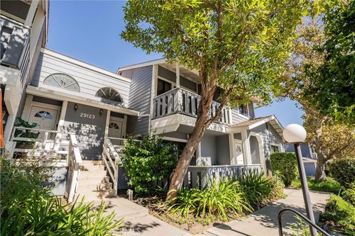 c-29123 Thousand Oaks Blvd, Agoura Hills, CA, 91301-5707 | Card Image
