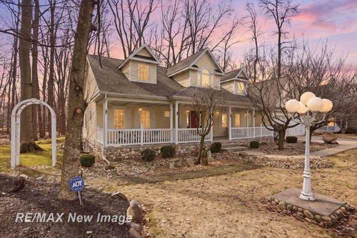 12471 Northern Woods Cir, Freeland, MI, 48623-8752 | Card Image