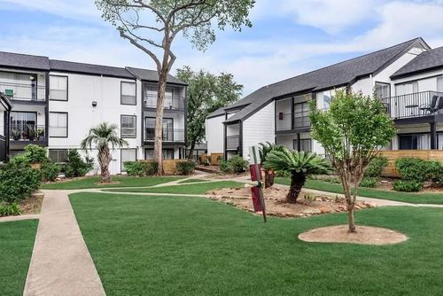 13-2087-4400 Memorial Drive, Houston, TX, 77007 | Card Image