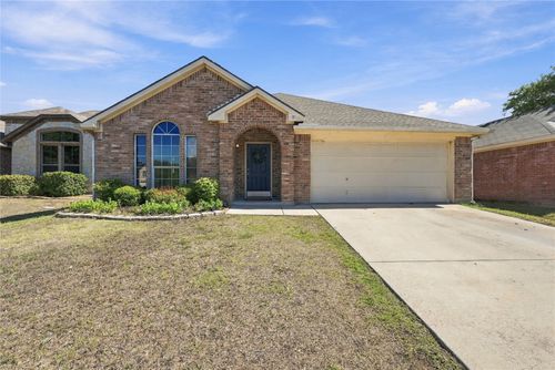 506 Timber Dr, Waxahachie, TX, 75165-2153 | Card Image