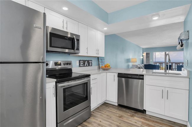 APT-302 - 403 Gulf Way, Condo with 2 bedrooms, 2 bathrooms and null parking in ST PETE BEACH FL | Image 7