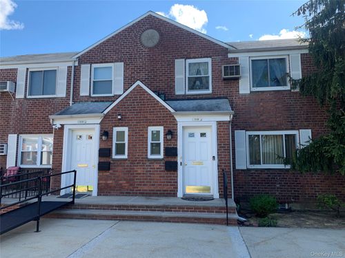 gv74-h5-1-73-20 260th Street, New York, NY, 11004 | Card Image