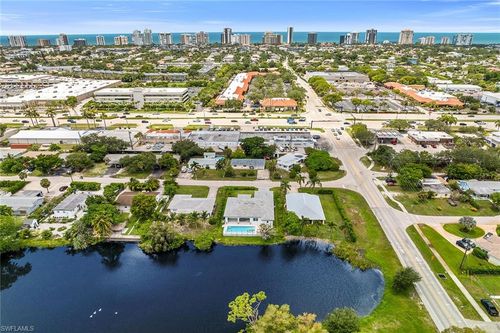 4584 W Alhambra Cir, NAPLES, FL, 34103-2529 | Card Image