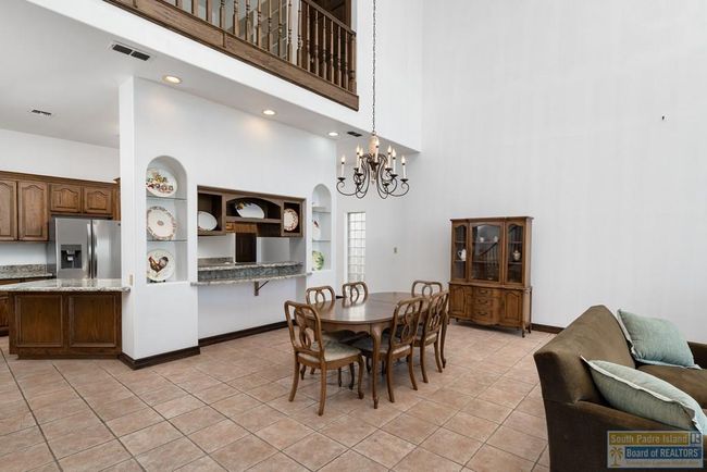 1810 N Shore Dr, House other with 3 bedrooms, 3 bathrooms and 2 parking in Port Isabel TX | Image 5