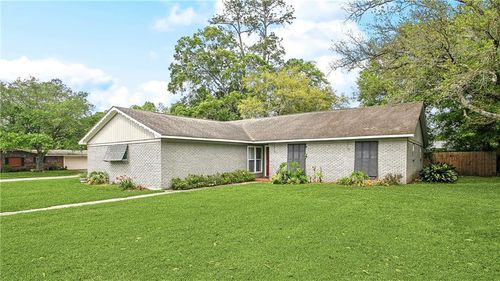 338 Country Club Blvd, Slidell, LA, 70458-1368 | Card Image