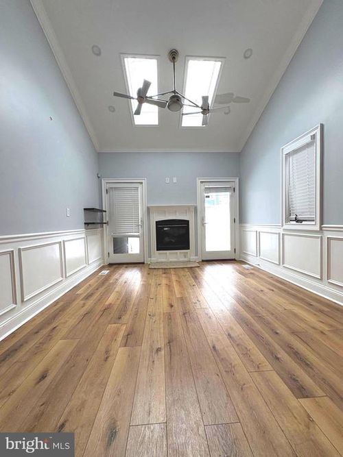 2434 E Cumberland St, PHILADELPHIA, PA, 19125-3105 | Card Image