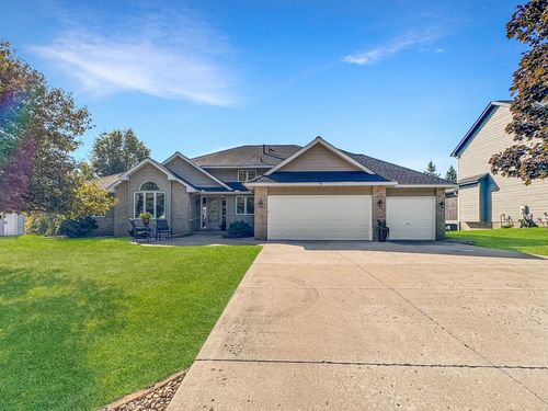 78 Dunbar Way, Mahtomedi, MN, 55115-2810 | Card Image