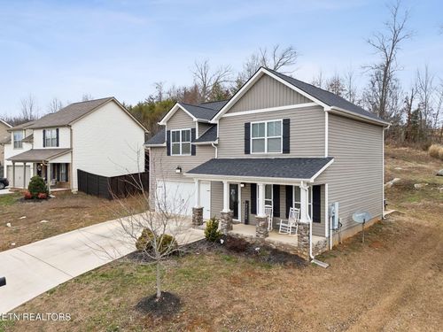 700 Drakewood Ln, Knoxville, TN, 37924-3444 | Card Image