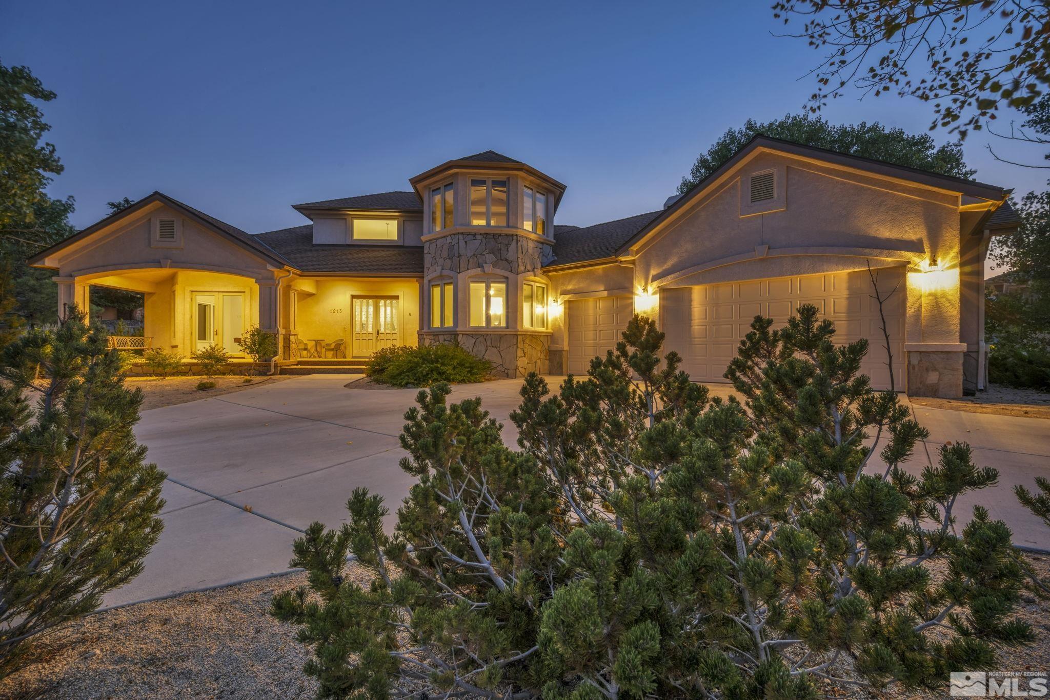 Broken Feather Ct, Reno, NV 89511
