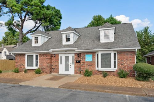 352 Poplar View Ln E, Collierville, TN, 38017-3174 | Card Image