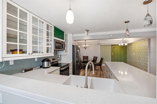 UNIT-1004 - 2413 Bayshore Blvd, Condo with 2 bedrooms, 2 bathrooms and null parking in TAMPA FL | Image 11