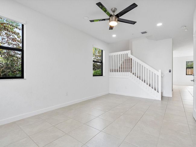 203 Sw 159th Ter, Townhouse with 4 bedrooms, 2 bathrooms and null parking in Pembroke Pines FL | Image 6