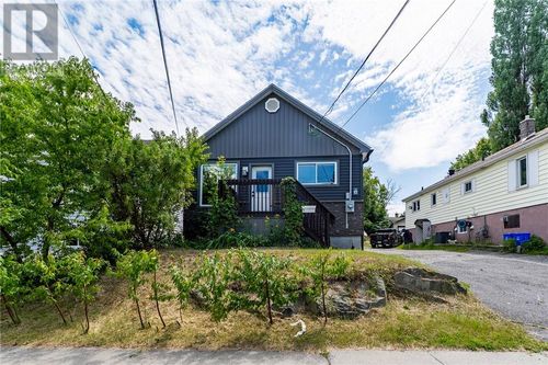879 Howey Dr, Sudbury, ON, P3B1H3 | Card Image