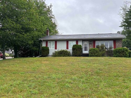 264 Hollingsworth Dr, House with 3 bedrooms, 3 bathrooms and null parking in Bridgewater NS | Card Image