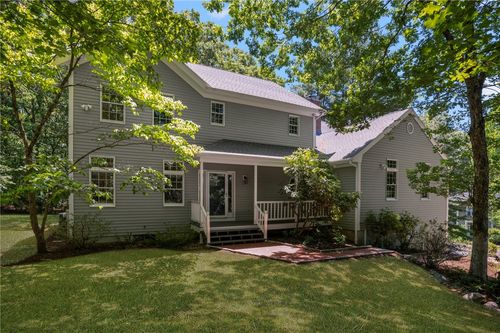 4 Stonecarry Way, East Greenwich, RI, 02818-1063 | Card Image