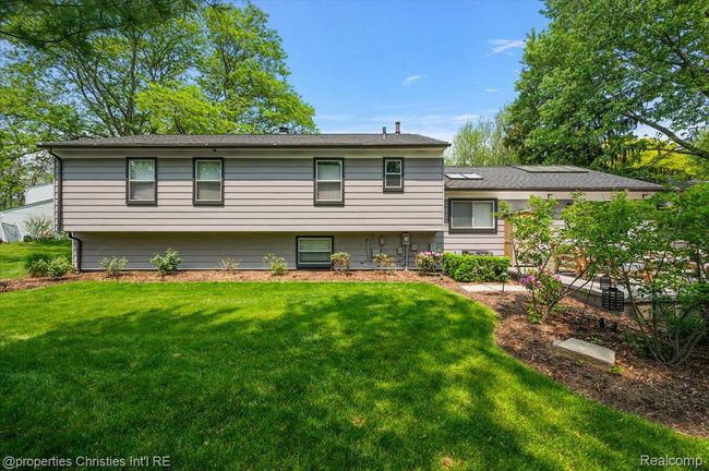22-1987 Fox River Dr Exterior-22.jpg | Image 44