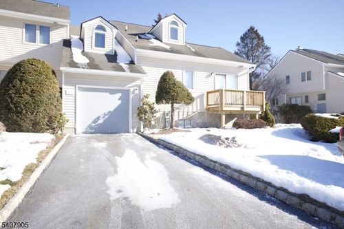 20 Fowler Dr, West Orange, NJ, 07052-2147 | Card Image