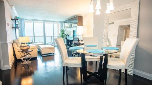 520-2501 S Ocean Dr, Hollywood, FL, 33019-2609 | Card Image