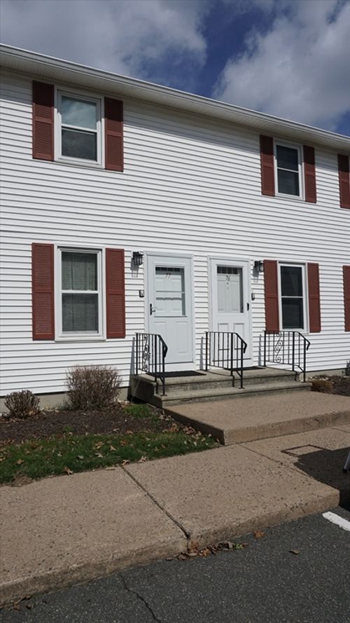 77-200 Lambert Terrace, Chicopee, MA, 01020 | Card Image
