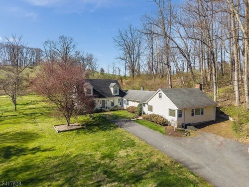 293 Stanton Mountain Rd, LEBANON, NJ, 08833-3106 | Card Image